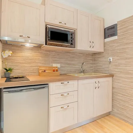 בית נופש Angela פאלאוקסטריצה