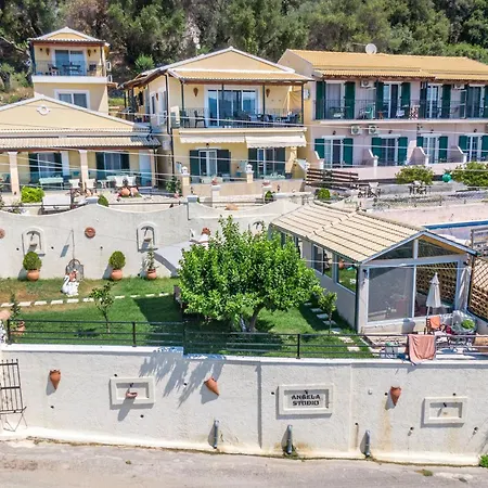 Angela Paleokasztríca