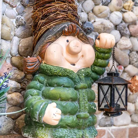 Angela 펜션 팔레오카스트리차