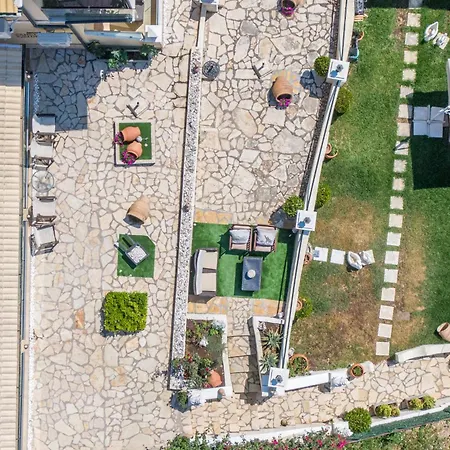 Angela Dom wakacyjny *